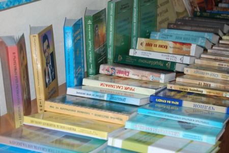 НМПИ мәлимлеме-ресурс орайының китаплар фонды қанша? Жаратылған шараятлар ҳәм жаңа жобалар қандай?