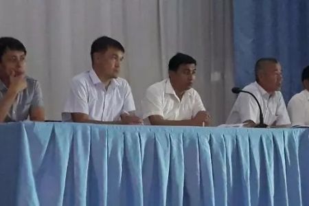 Қоңырат районында судлар исбилерменлерге машқалаларын нызамлы түрде шешиўде мәсләҳәтлер берди