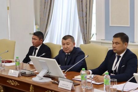 НМПИ делегациясы Қазан федераль университетинде