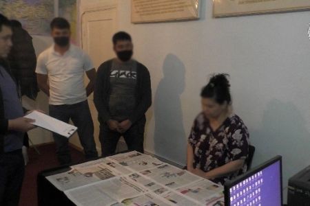 Төрткүлде ана өзиниң 13 жаслы баласын 15 мың АҚШ долларына сатпақшы болды