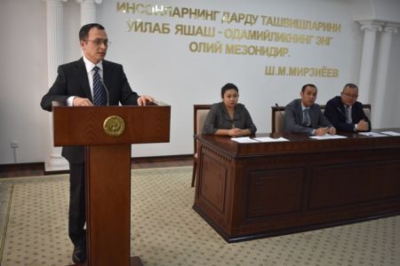 Ташкенттеги жоқары оқыў орынларына тапсырған қарақалпақстанлы абитуриентлердиң имтиханлары Нөкисте өткерилиўи мүмкин