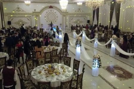 Той-мерекелерди өткериў тәртибин бузғанлар қанша муғдарда жәрийма төлейтуғынлығы мәлим болды