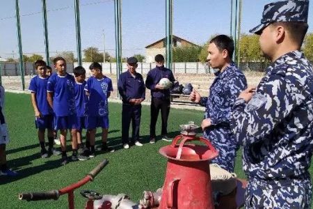 Қоңыратта «Өрт профилактикасы күни» ҳәм «Бес баслама, бес имканият» атамасындағы илажлар өткерилмекте