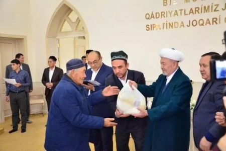 Муфтий Усманхан Алимов Қарақалпақстанда