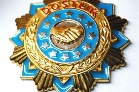 «Дослық» ордени менен Қарақалпақстаннан кимлер сыйлықланды?