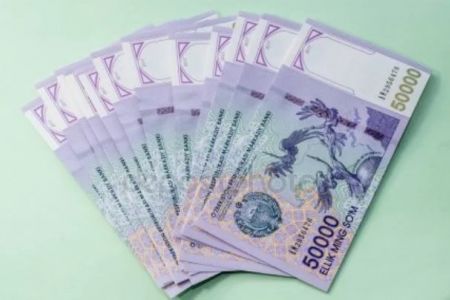 400 мың сумлық стипендия ҳәмме студентлер ушын ба? Бул тәртип қайтадан көрип шығылыўы мүмкин бе?