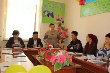Коңыратта «Жас келин-күйеўлер инновациялық мектеби» өз жумысын баслады