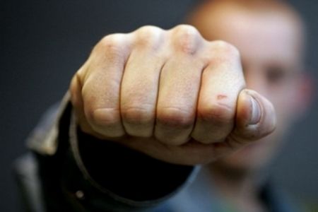 Әмиўдәрьяда келинин урып-теўип жарақатлаған қәйината усланды