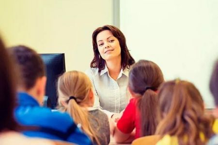 «Екини ҳәзирше өзимниң журналыма қойып тураман».Муғаллимлердиң ең көп қолланатуғын сөзлери