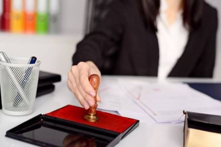 Қарақалпақстанда екшемби күни жумыс ислейтуғын нотариуслар дизими