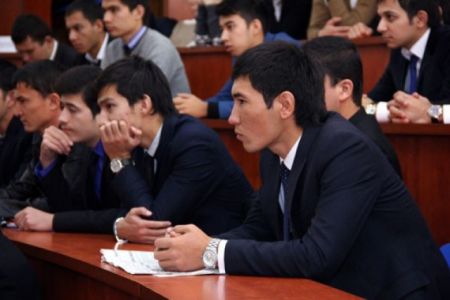 Нөкисте 3 жоқары оқыў орнының филиалы шөлкемлестирилди. Оларға неше студент қабылланатуғыны мәлим болды