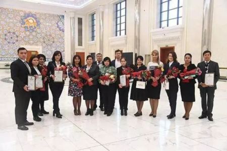 Қарақалпақстанлы радиожурналист Олий Мажлис Сенаты тәрепинен өткерилген медиа-таңлаўда 2-орын жеңимпазы болды