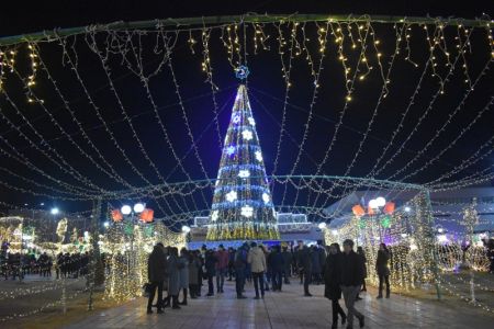 Нөкисте жаңа жыл нәпеси (фоторепортаж)