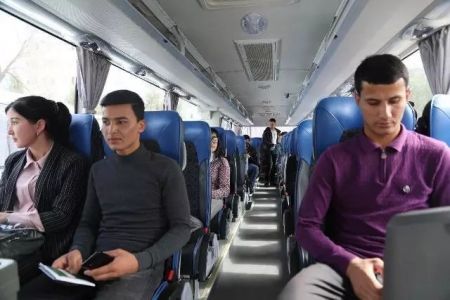 Ташкент қаласынан 30 мыңға шамалас студентлер турақлы жасаў орынларына жөнеп кетти