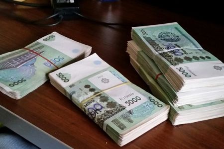 Нөкис қаласында орташа мийнет ҳақы қанша? Январь-июнь айларында қанша адам жумыс сорап мүрәжат еткен?