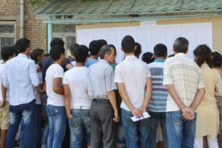 Тест нәтийжелери имтиханның ертеңине жәрияланады, бирақ кирген-кирмегени емес. Не ушын?