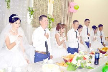 Нөкис районында 5 кем тәмийинленген шаңарақ перзентлериниң тойлары өткерилди