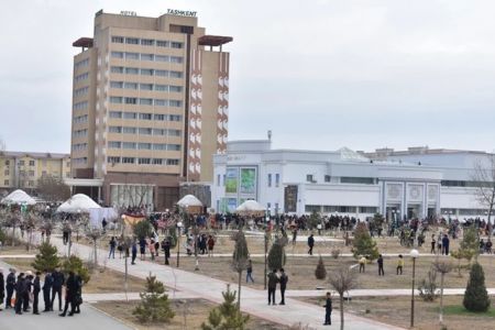 Нөкис қаласында Наўрыз байрамына арналған халық сейиллери қашан ҳәм қай жерлерде өткериледи?