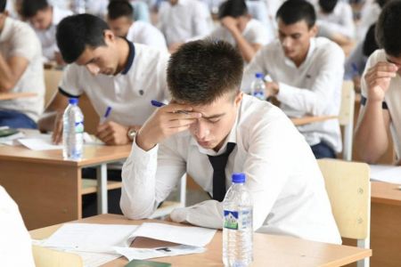 Тест сынағы ушын төлем өндирилмейтуғын абитуриентлер категориясы кеңейди
